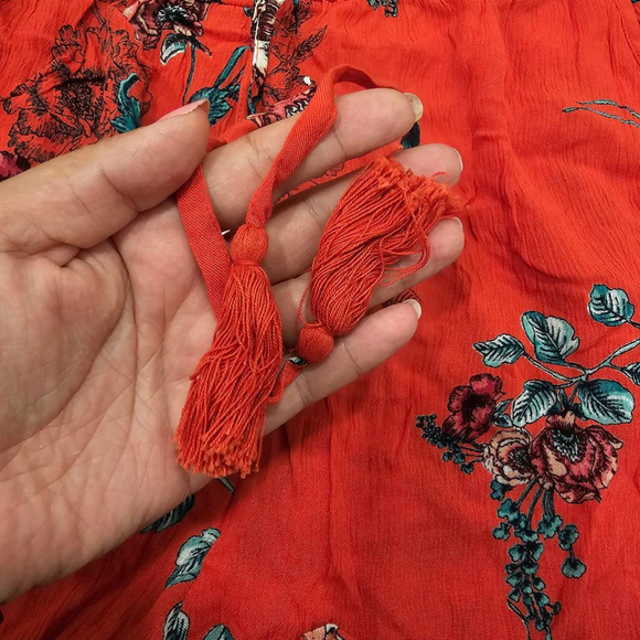 NWOT Band of Gypsies Floral Romper Size L Red - Picture 8 of 12